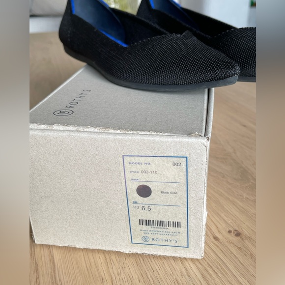 Rothy’s black points 6.5 - Picture 9 of 10